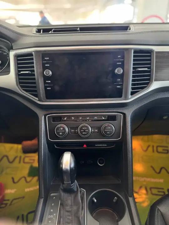 VOLKSWAGEN TERAMONT
