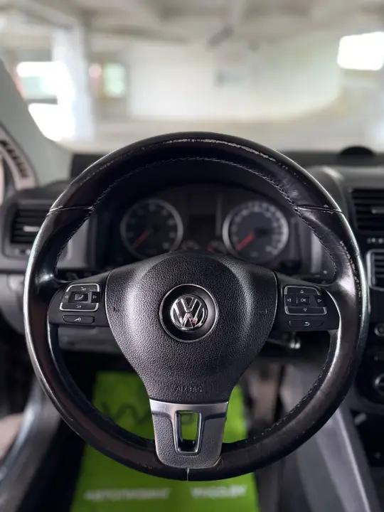 Volkswagen jetta V