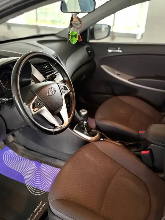 Hyundai Accent