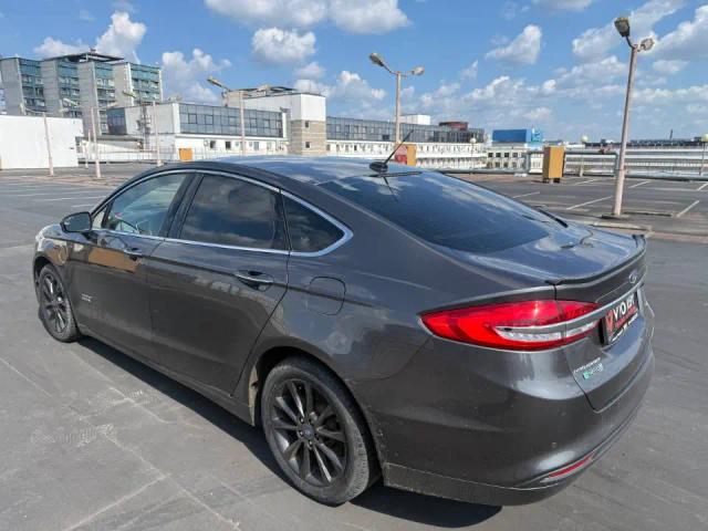 FORD FUSION
