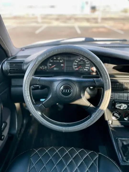 Audi 100