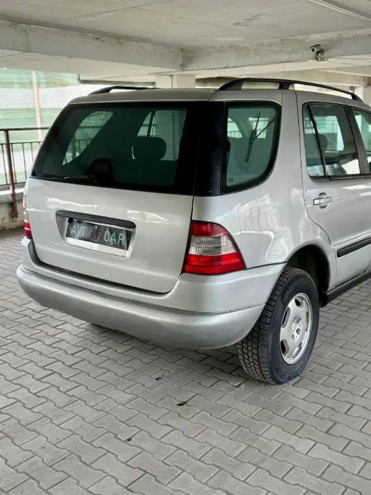 Mercedes-Benz ML320