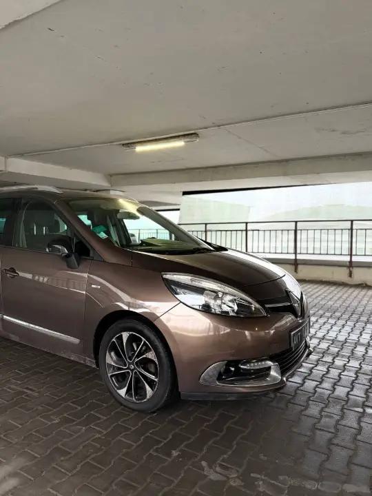 RENAULT MEGANE SCENIC