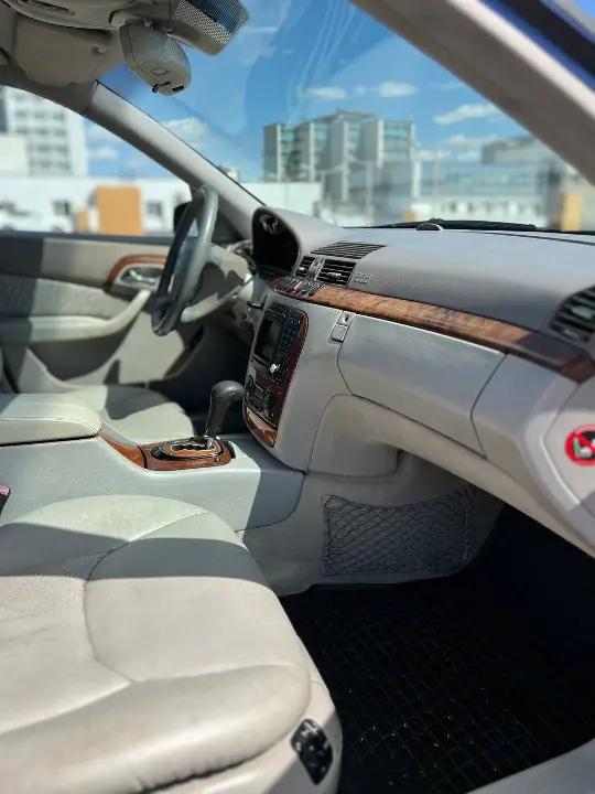 Mercedes-Benz 220CDI