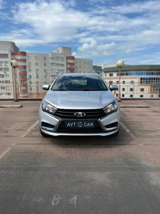 Lada Vesta.