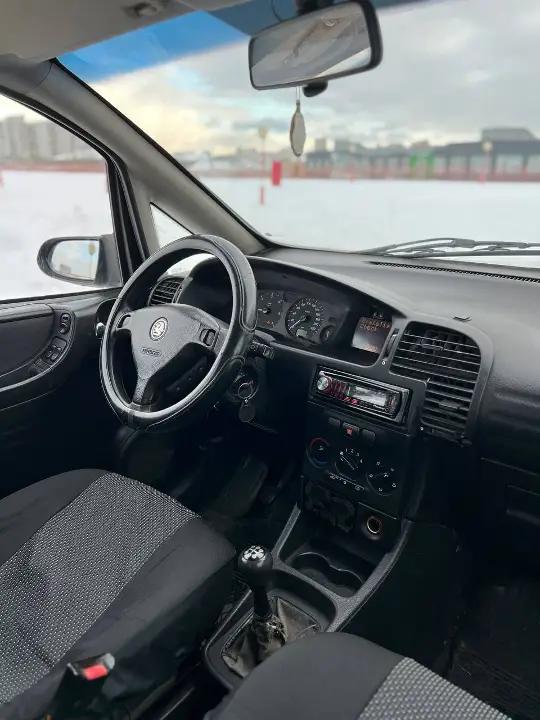 Opel Zafira A