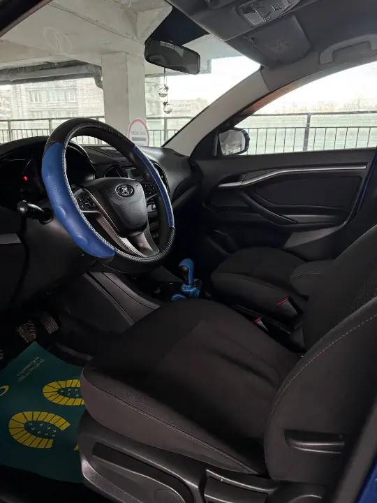 Lada Vesta