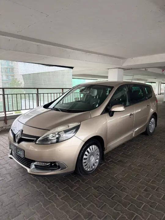 RENAULT MEGANE GRAND SCENIC