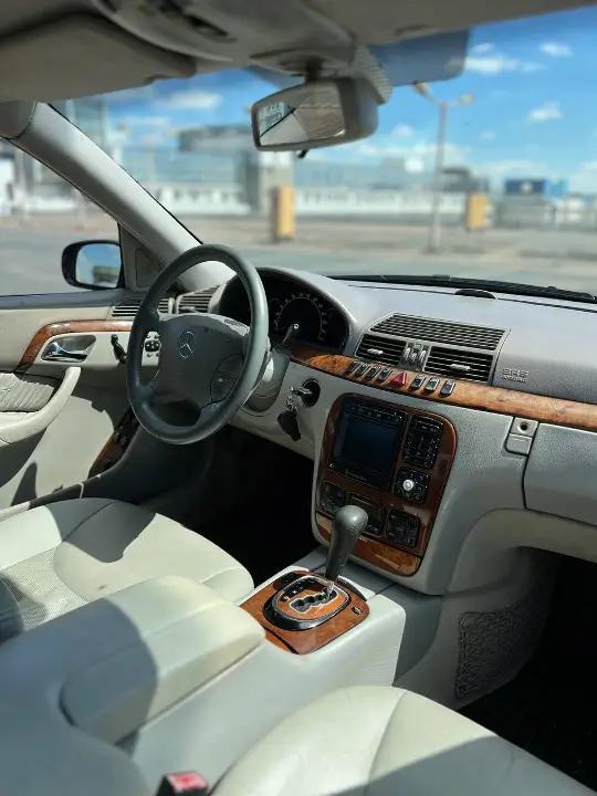 Mercedes-Benz 220CDI