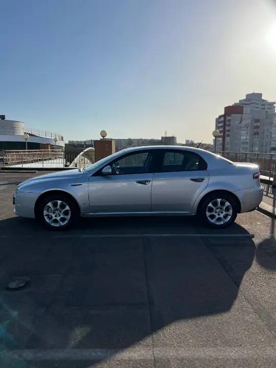 Alfa-Romeo 159