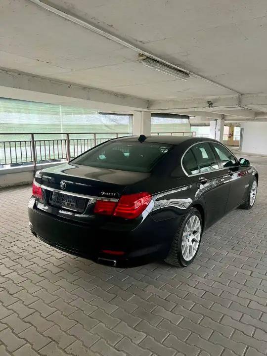 BMW 740I
