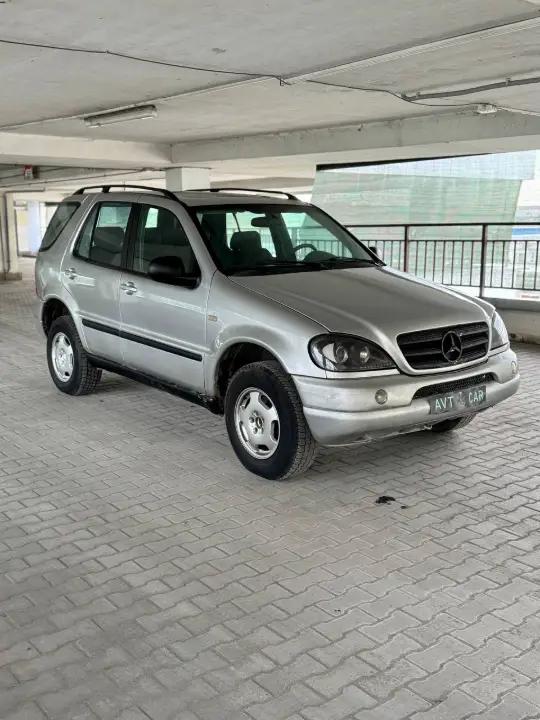 Mercedes-Benz ML320