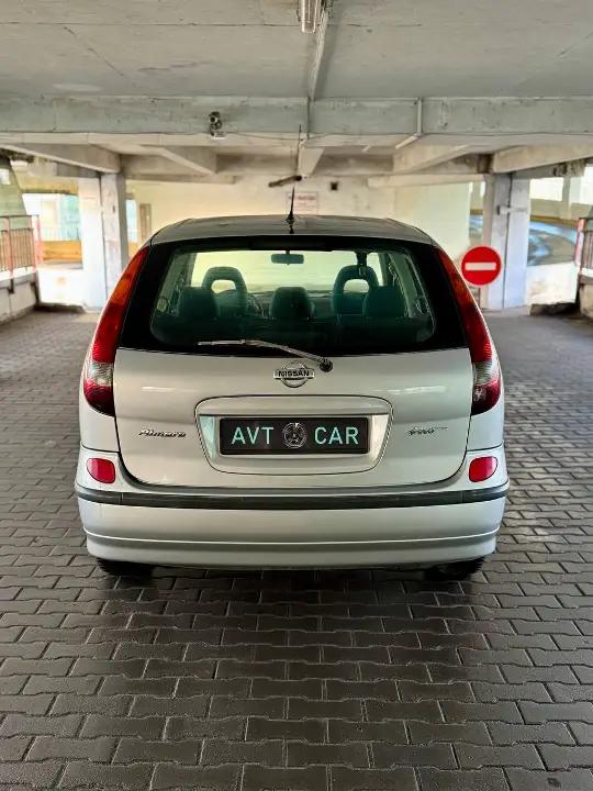 Nissan Almera Tino