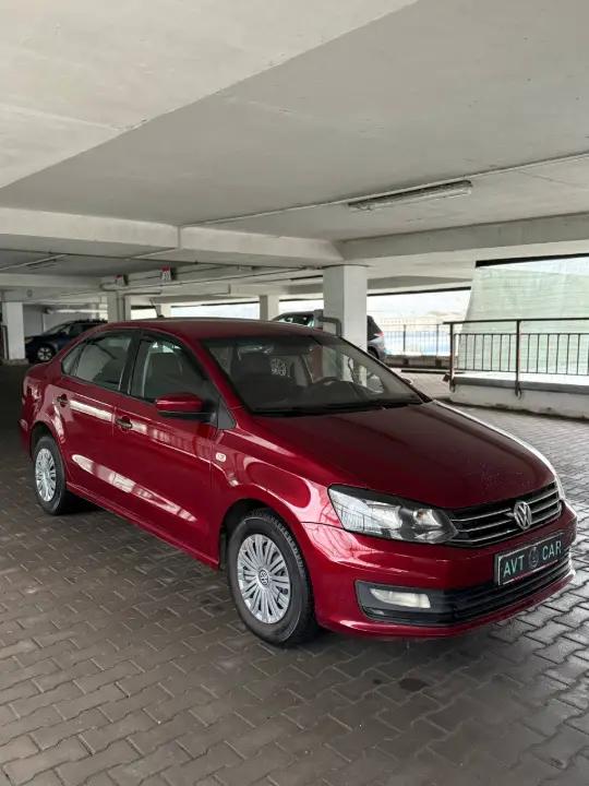 Volkswagen Polo Sedan