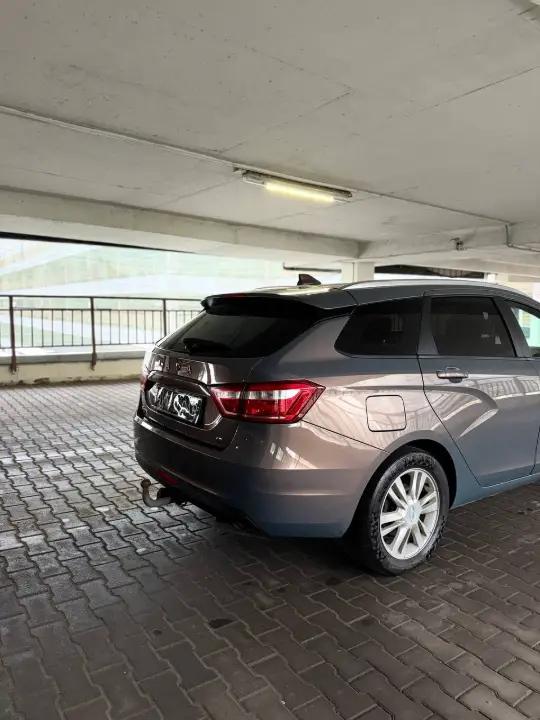 LADA VESTA