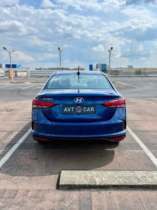 Hyundai accent