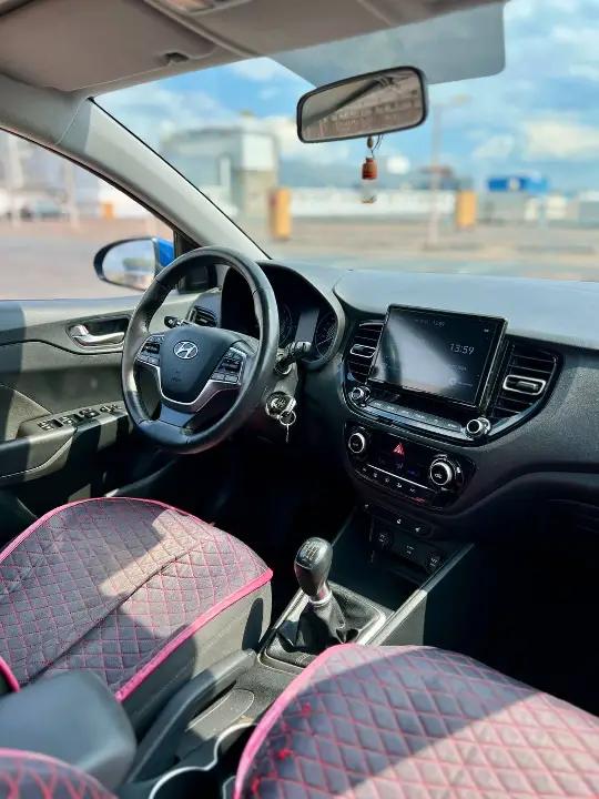 Hyundai accent