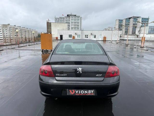 PEUGEOT 407