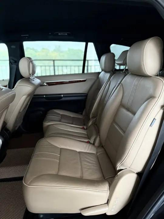 Mercedes-Benz R350