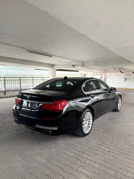 BMW 740 D