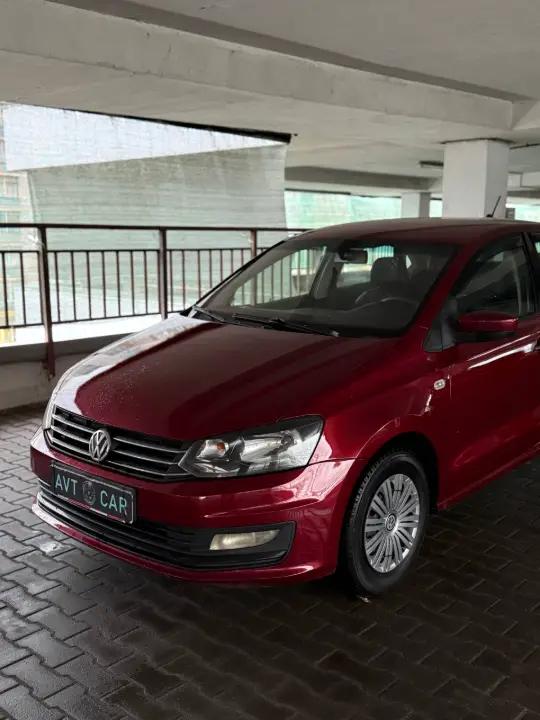 Volkswagen Polo Sedan