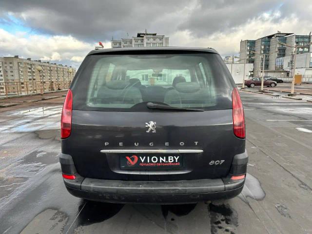 Peugeot 807