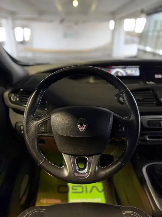 RENAULT MEGANE SCENIC