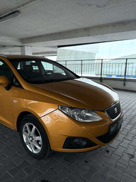 SEAT IBIZA