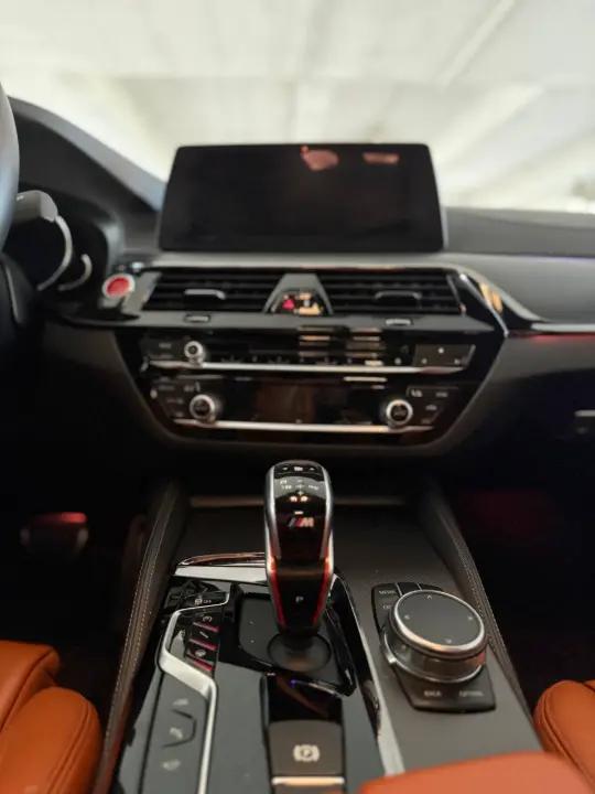 BMW M5 F90