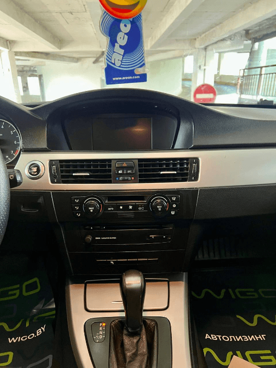 BMW E90