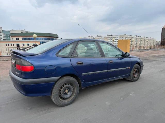 RENAULT LAGUNA
