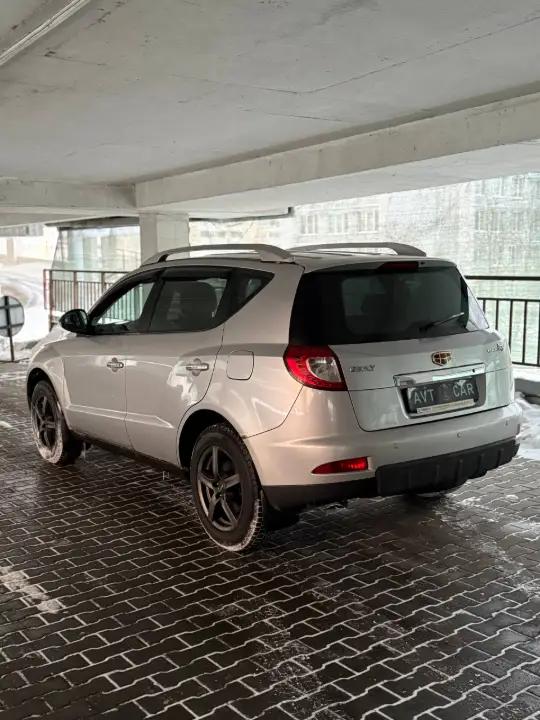 Geely Emgrand X7