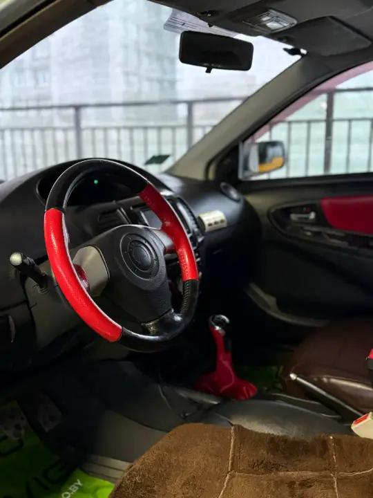 Geely MK Cross 