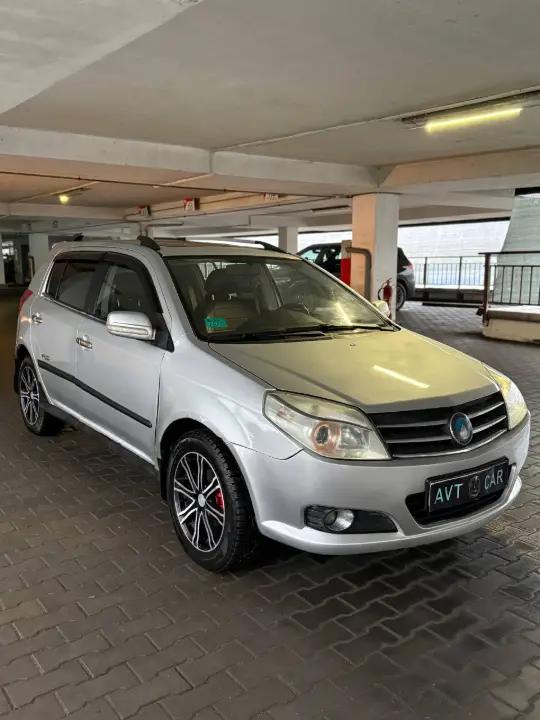 Geely MK Cross 