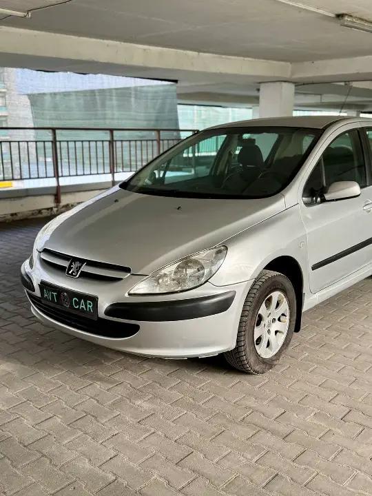 Peugeot 307