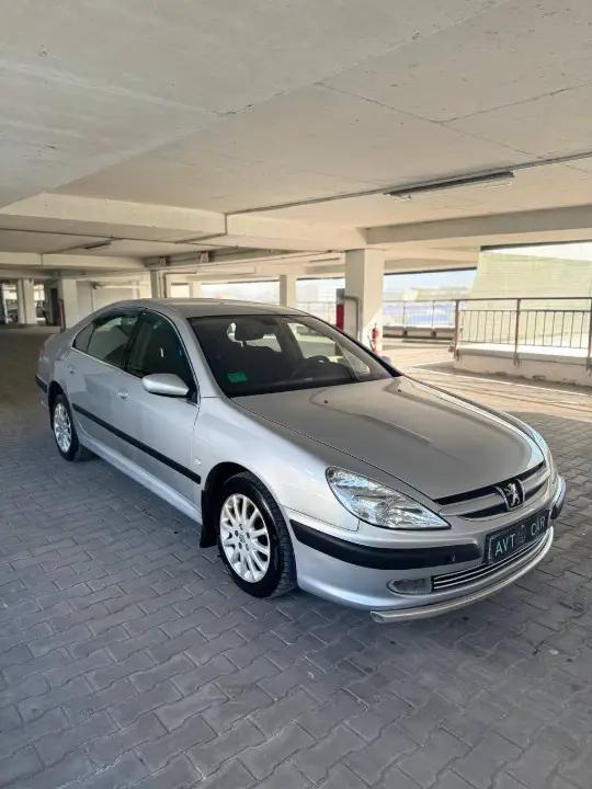 Peugeot 607