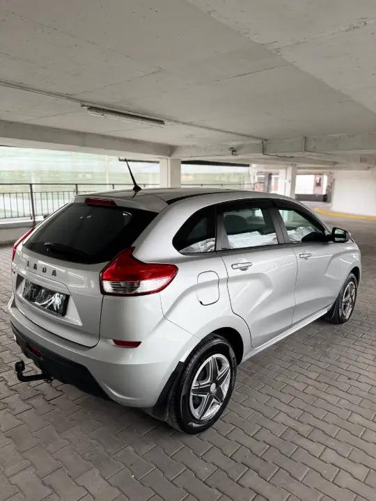 LADA XRAY