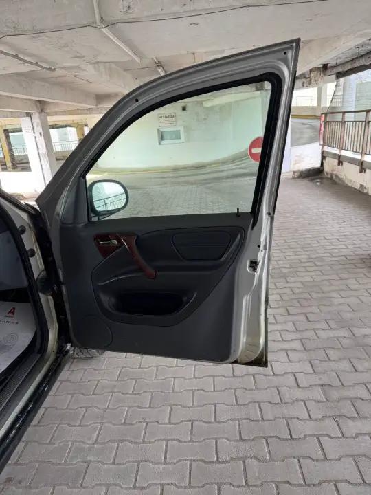 Mercedes-Benz ML320