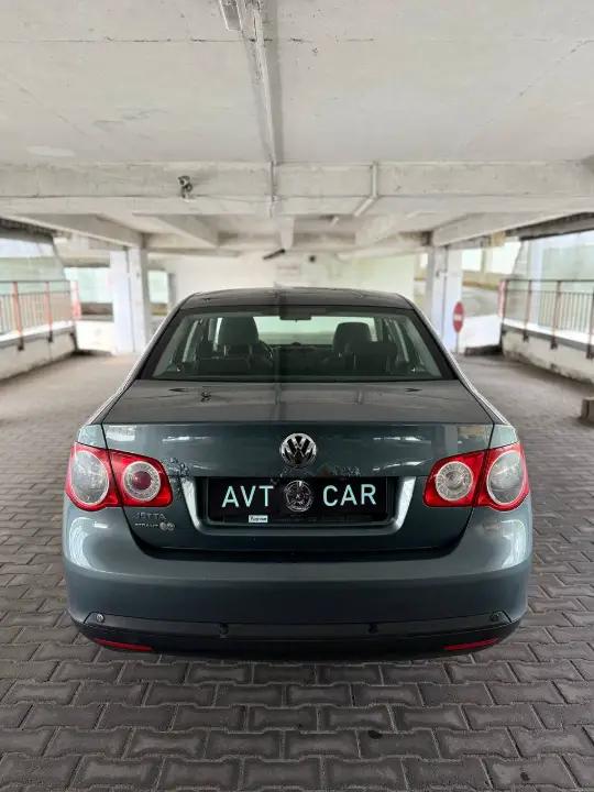 Volkswagen jetta V
