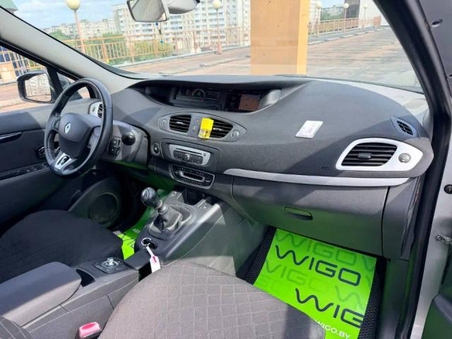 RENAULT MEGAN SCENIC