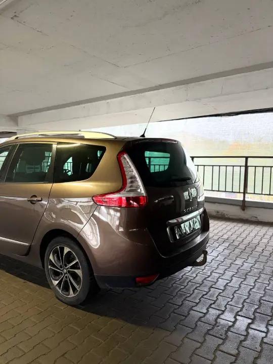 RENAULT MEGANE SCENIC