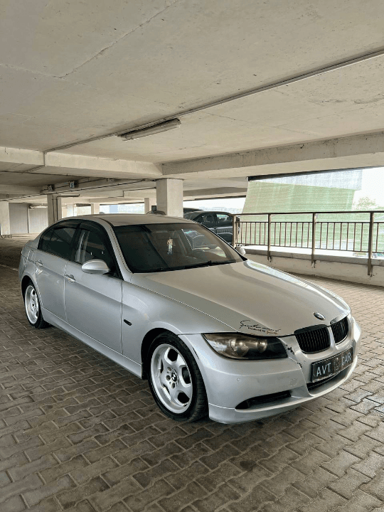 BMW E90