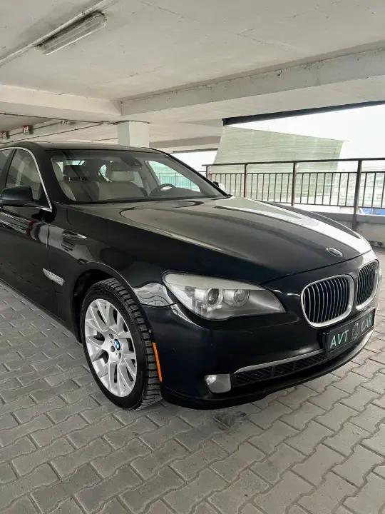BMW 740I