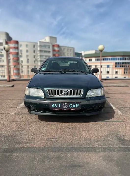 Volvo s40
