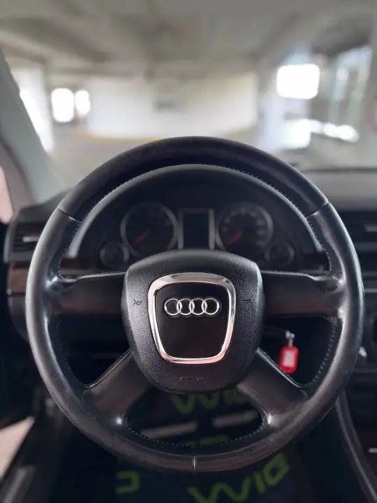Audi A4 B7