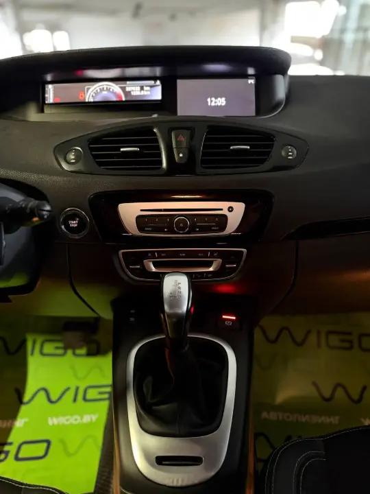 RENAULT MEGANE SCENIC