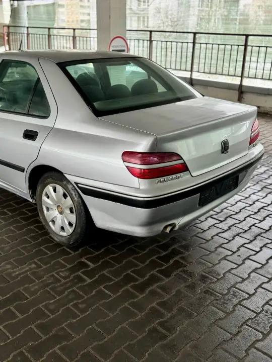 Peugeot 406