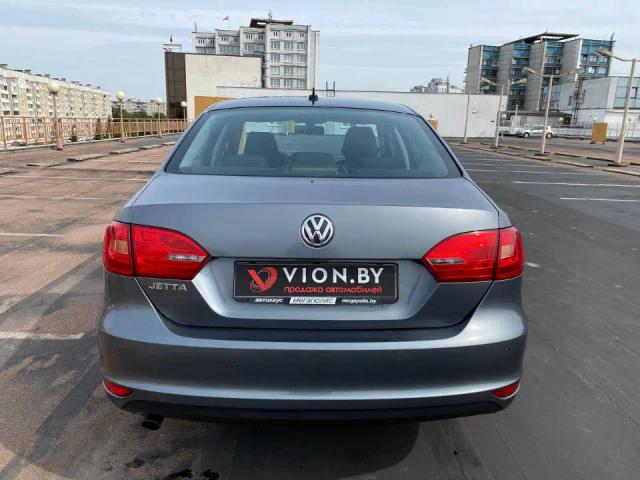 VOLKSWAGEN JETTA