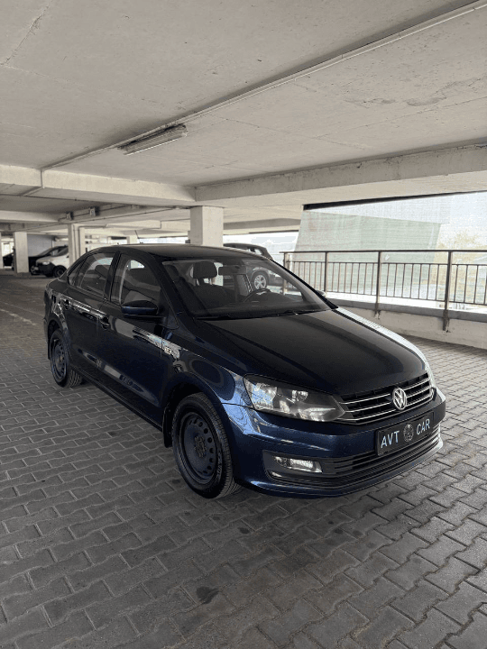 Volkswagen Polo Sedan 