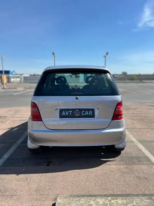 Mercedes-Benz A160